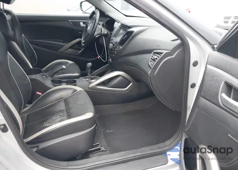 2013 Hyundai Veloster Turbo W/Black из США, поврежденный, VIN KMHTC6AE3DU095729